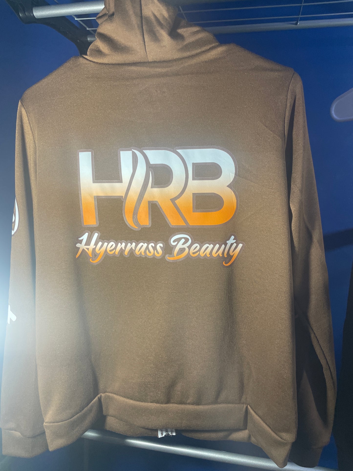 Sweatsuit Outfit (Brown)